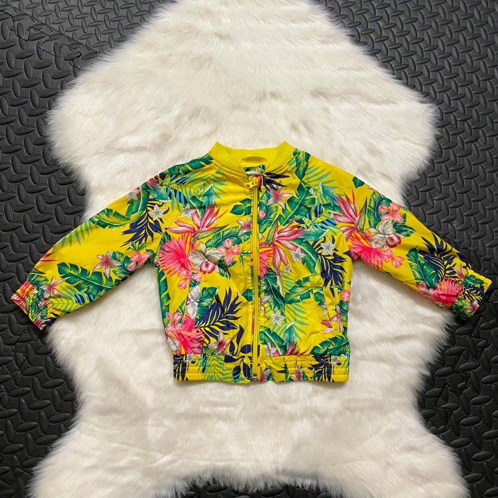 Baby gap full zip up light jacket